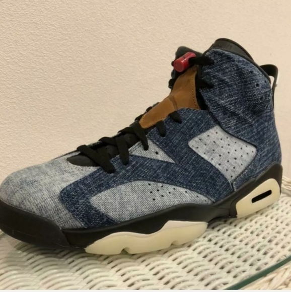 Size 13 authentic denim jordans - Picture 1 of 4